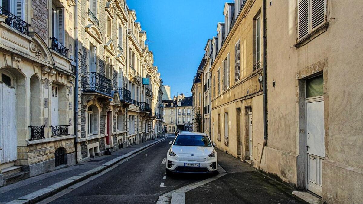 Charming Studio With View Of The Abbaye-Aux-Hommes カーン エクステリア 写真