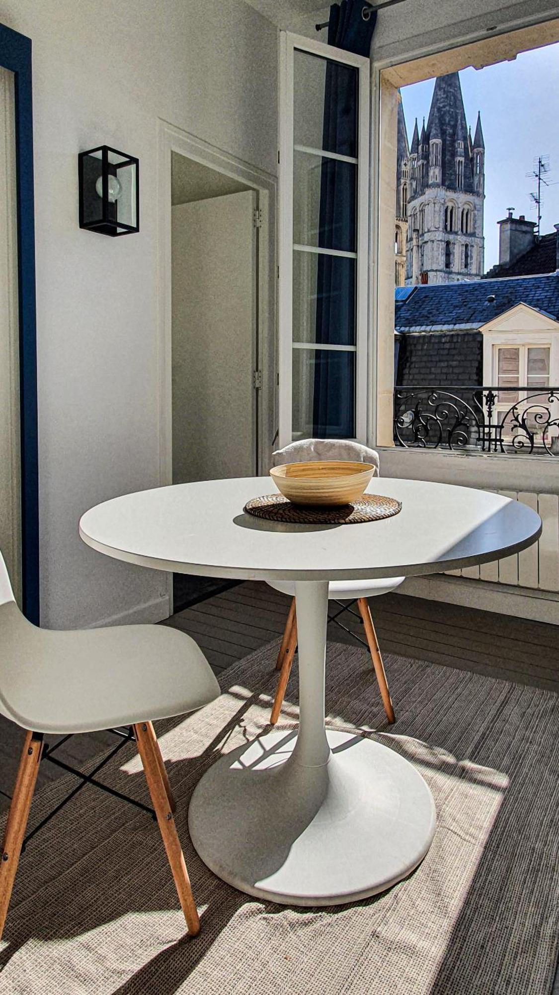 Charming Studio With View Of The Abbaye-Aux-Hommes カーン 部屋 写真